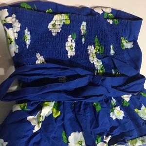 💗Hollister Tube Top M💗